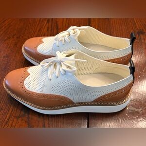 Cole Haan Women’s OriginalGrand Platform Wingtip Oxfords 6.5